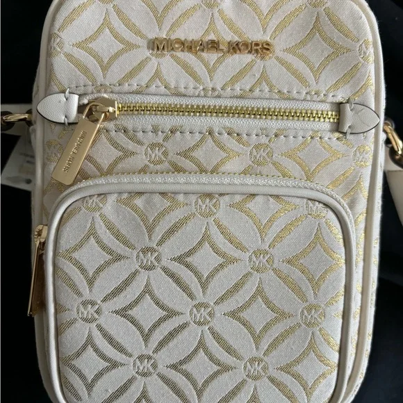 Michael Kors Gold and Cream Women's Bag - Picture 1 of 9